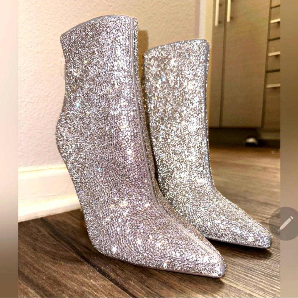 BRAND NEW steve madden rhinestone booties